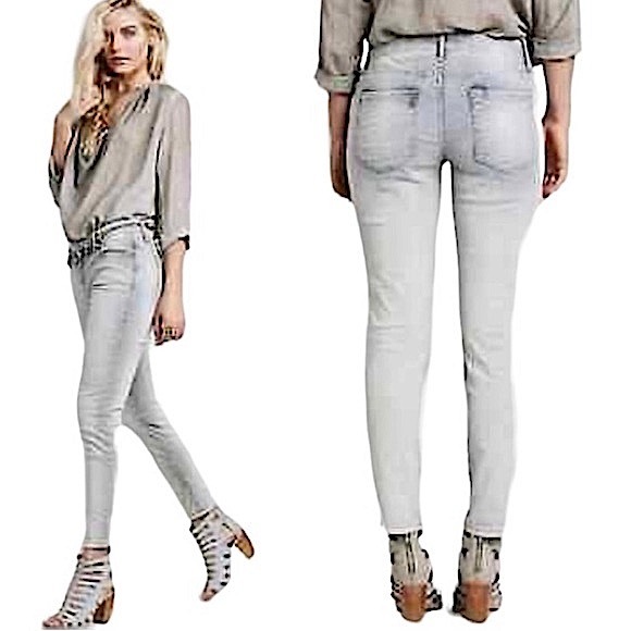 Free People size w28 grey & white/hints of blue, low rise corduroy skinny pants - Picture 2 of 15